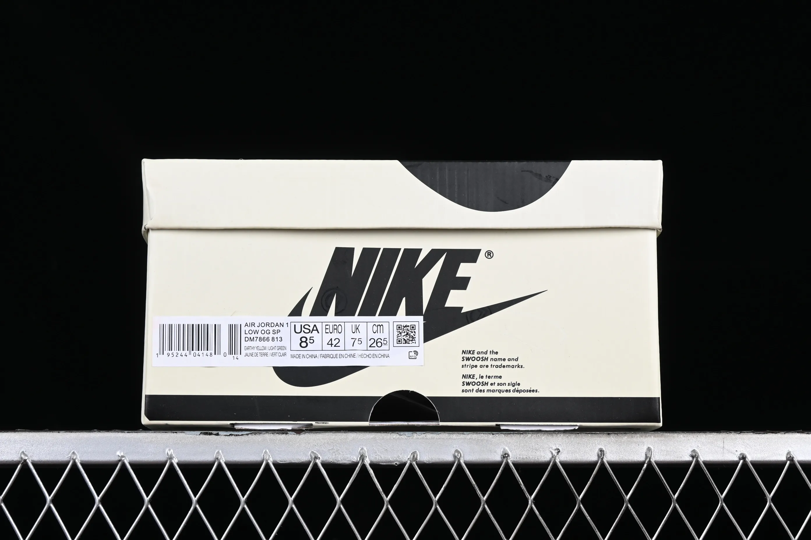 All Categories Air Jordan Jordan Series Basketball Shoes Air Jordan 1 Low Travis Scott x Air Jordan 1 Low OG AJ1 Joe 1 Reversed Overhook Joint Style Casual Sports Basketball Shoes DM7866-813